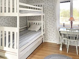 7 Person Holiday Home in Hogsby-by Traum