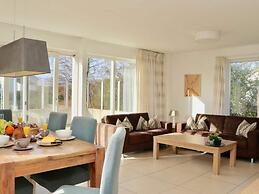 158-type 4l1- Strand Park