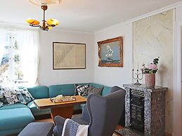 12 Person Holiday Home in Lyngor