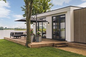 Cozy Riverside Escape