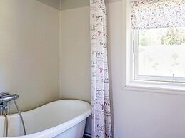 4 Person Holiday Home in Hallnas-by Traum