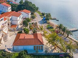 Villa Ponar With Swimming Pool