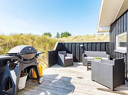 9 Person Holiday Home in Blokhus-by Traum