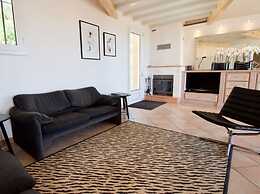 Belle Helene Comfortable Holiday Residence