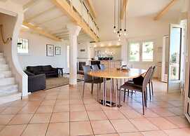 Belle Helene Comfortable Holiday Residence