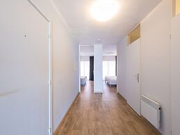 Bright Apartment With Kitchen