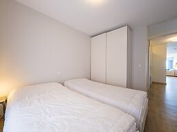 Bright Apartment With Kitchen