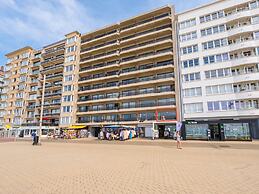 Bright Apartment With Kitchen
