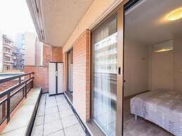 Bright Apartment With Kitchen