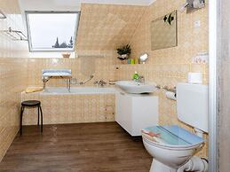 Apartment 2 Holiday Home Speckert