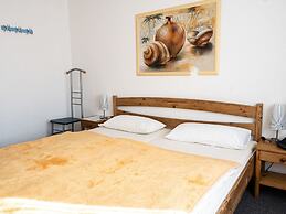 Apartment 2 Holiday Home Speckert