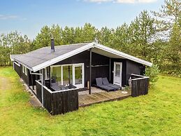 6 Person Holiday Home in Hals