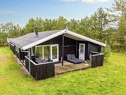 6 Person Holiday Home in Hals