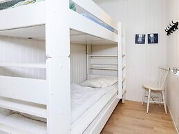 6 Person Holiday Home in Hals