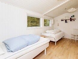 6 Person Holiday Home in Hals