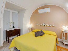 Modern Apartment in Bardolino With Terrace