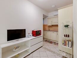 Modern Apartment in Bardolino With Terrace