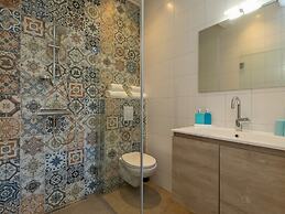 Cosy Holiday Home With Garden