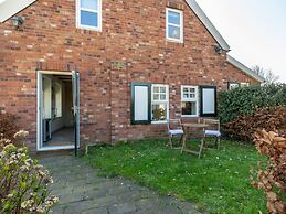 Cosy Holiday Home With Garden