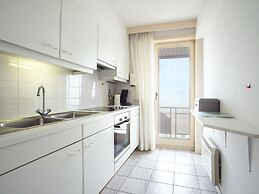 Apartment With Beautiful Sea-view