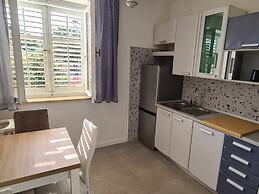 Apartment Solvit - Three Bedroom Apartment With Terrace