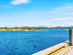 6 Person Holiday Home in Bud