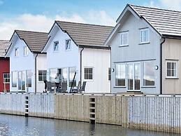 6 Person Holiday Home in Bud