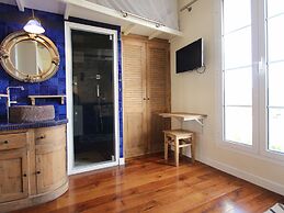 Lovely Holiday Home in Port Grimaud With Terrace