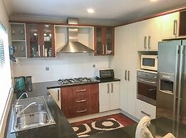 Howick Luxury Large Home