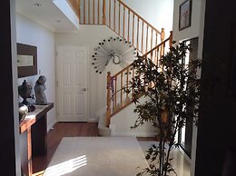 Howick Luxury Large Home