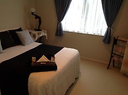 Howick Luxury Large Home