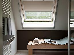 Holiday Home With Sauna & Outdoor spa in Earnewald