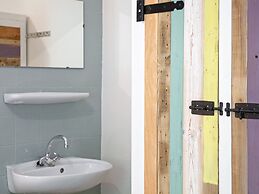 Cozy Holiday Home in Den Burg With hot tub