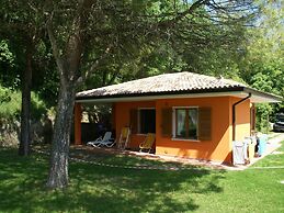 Luxurious Bungalow in Garda With Swimming Pool