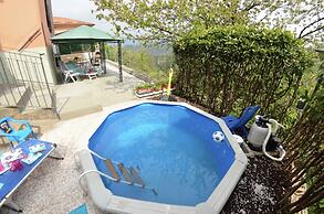 Farmhouse in Gualdo With Private Pool