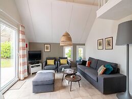 Beautiful Holiday Home With 2 Pools