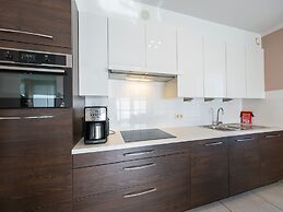 Corner Apartment Near the Center