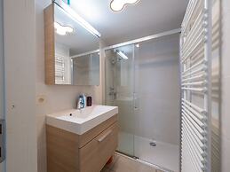 Corner Apartment Near the Center