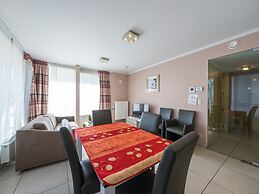 Corner Apartment Near the Center