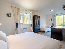 Tranquil Holiday Home With Private Pool