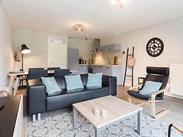 Modern Stay Near the Beach