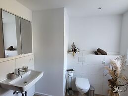 Regal Apartment in Pracht With Garden and Grill