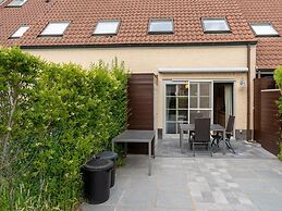 Holiday Home in De Haan With Parking