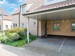 Holiday Home in De Haan With Parking