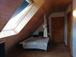 Krusch Modern Retreat