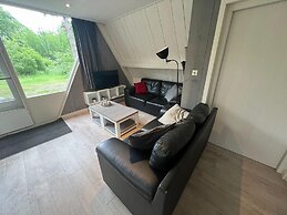 Bungalow 'muizenoortje' at Park Vosseven