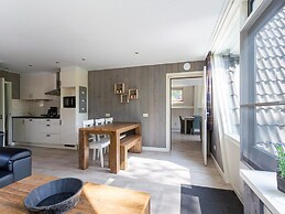 Bungalow 'muizenoortje' at Park Vosseven