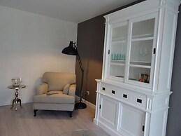 Anchorage Modern Retreat