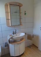 Anchorage Modern Retreat