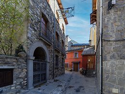 Belvilla by OYO Nice Apartment in Benasque